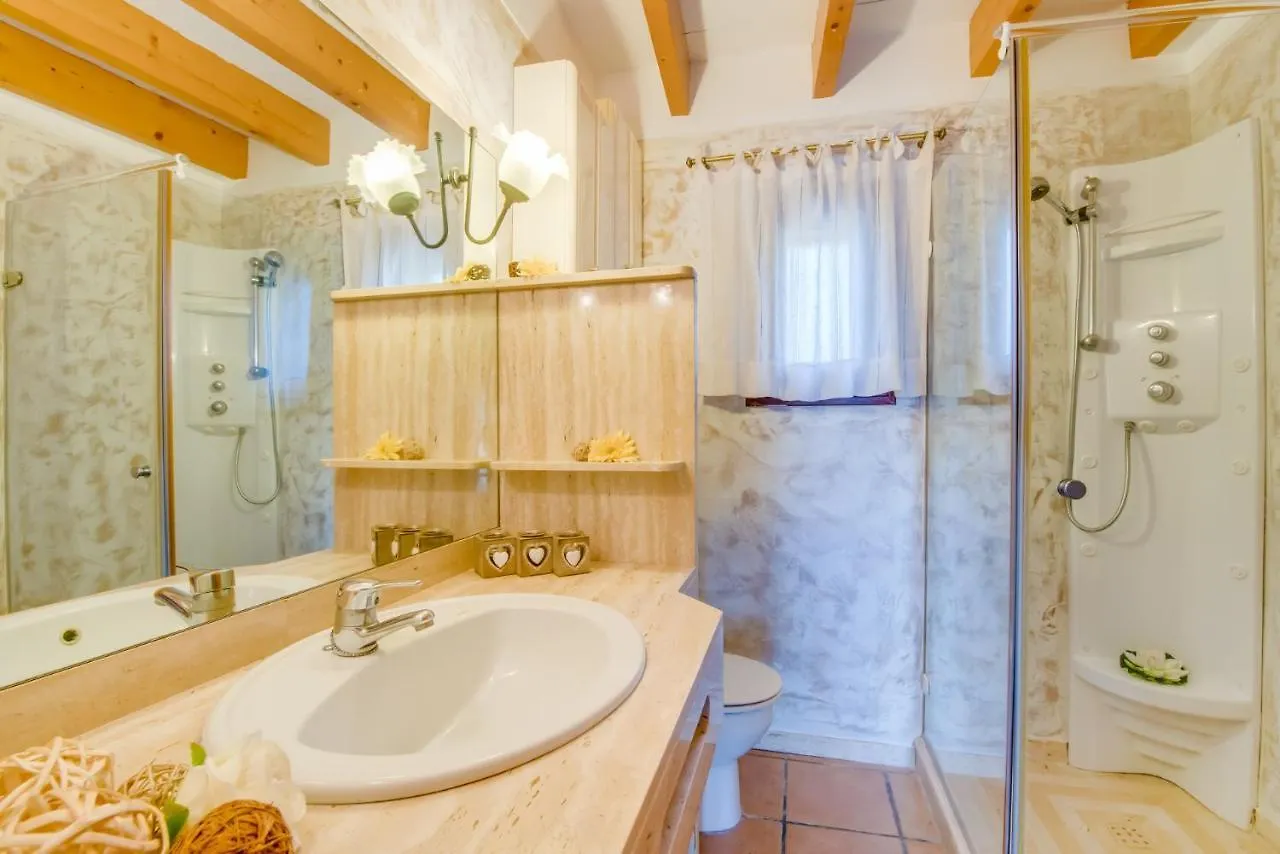 Ideal Property Mallorca - Villa Erika Inca