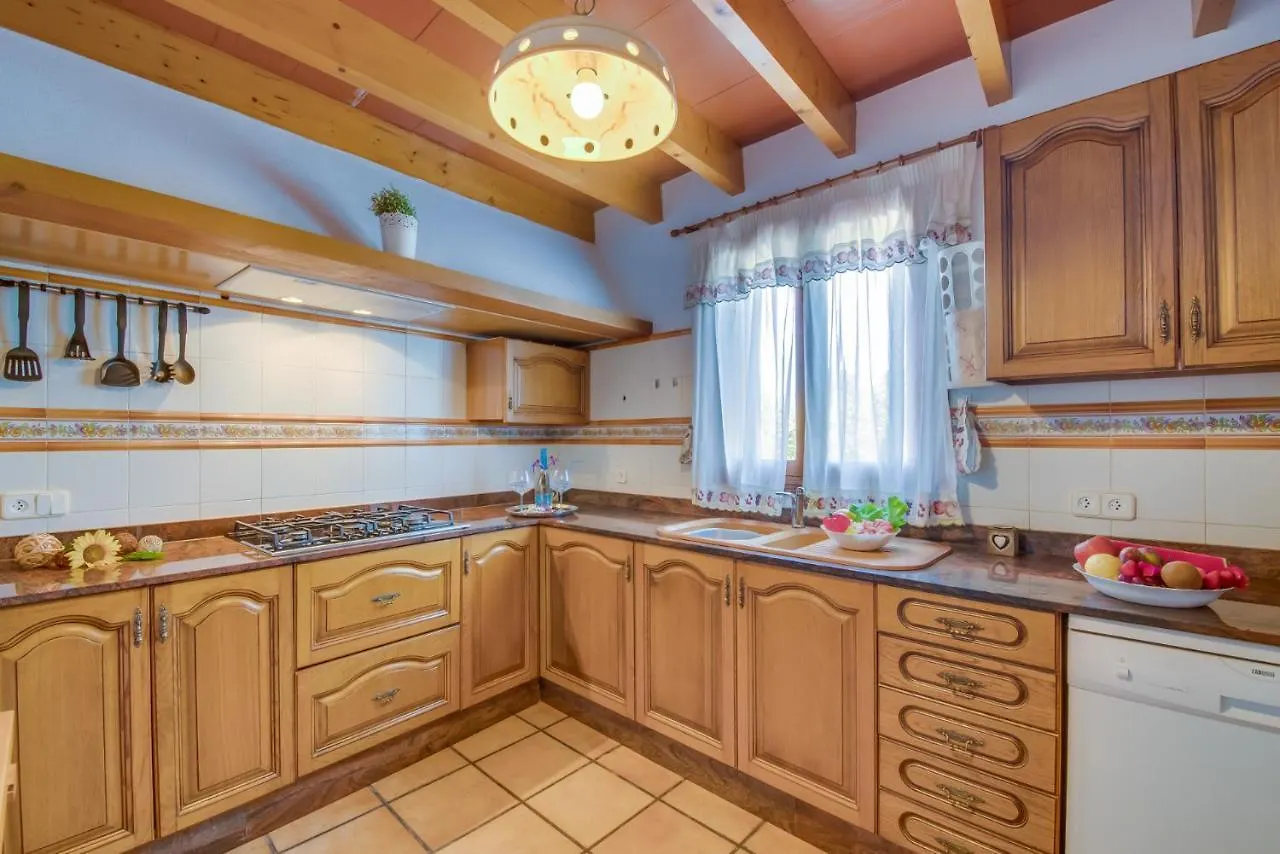 Ideal Property Mallorca - Villa Erika Inca  0*, Inca (Mallorca) Spain
