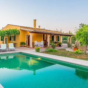 Moscari Villa